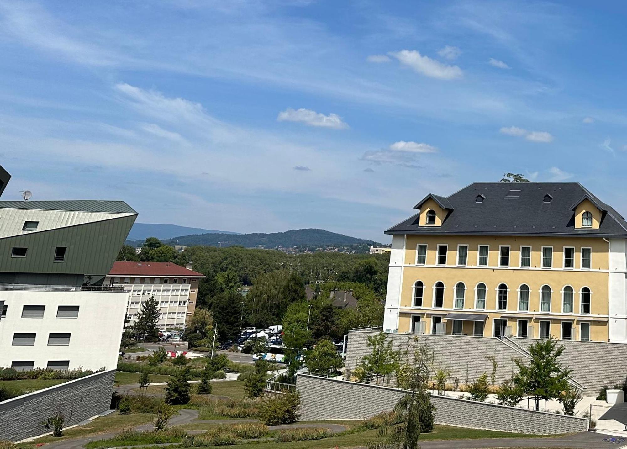 A La Belle Quatrieme Etoile Annecy Exterior foto